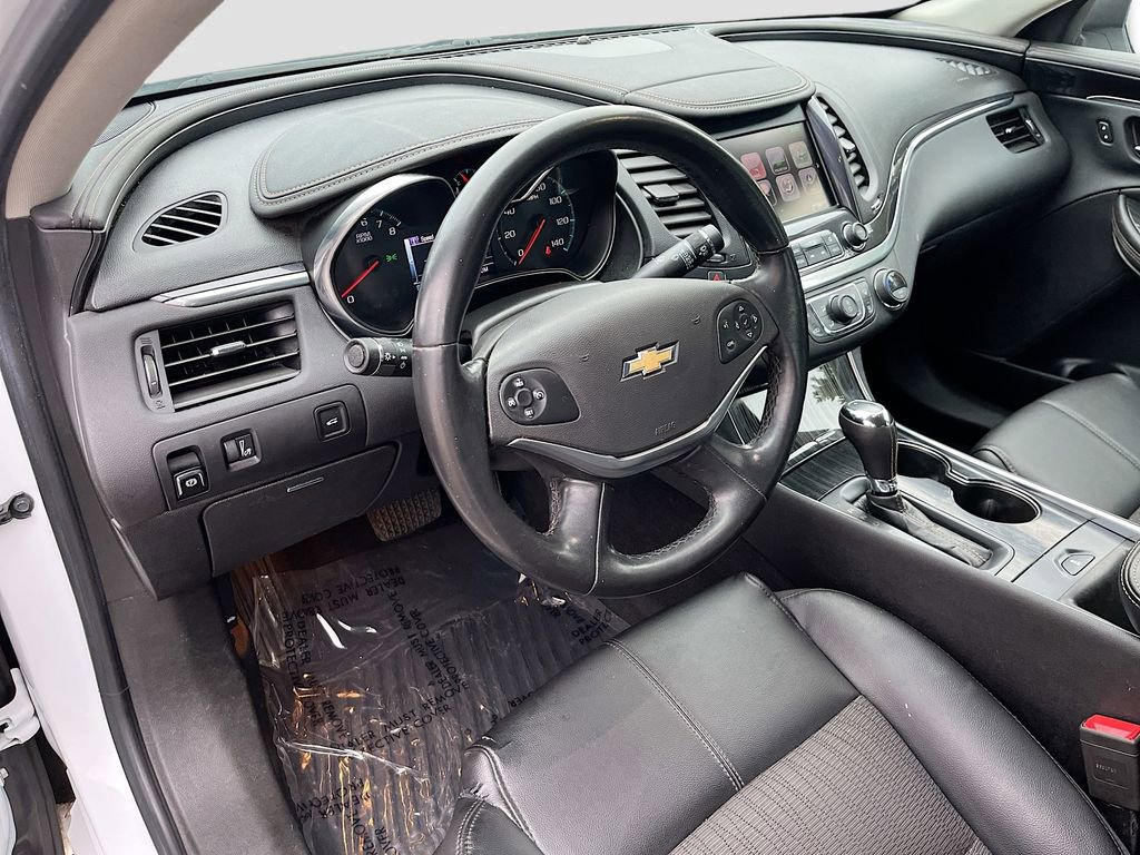 Used 2018 Chevrolet Impala LT image 15