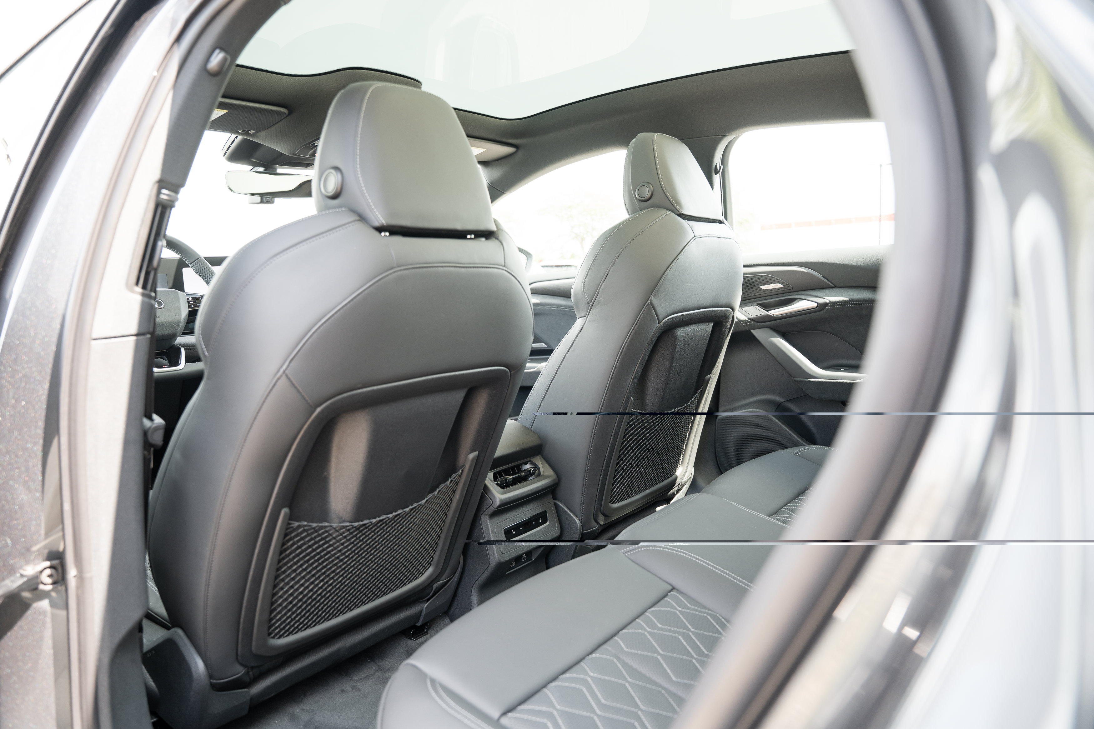 New 2027 Audi S6 e-tron Prestige AWD/4WD image 26