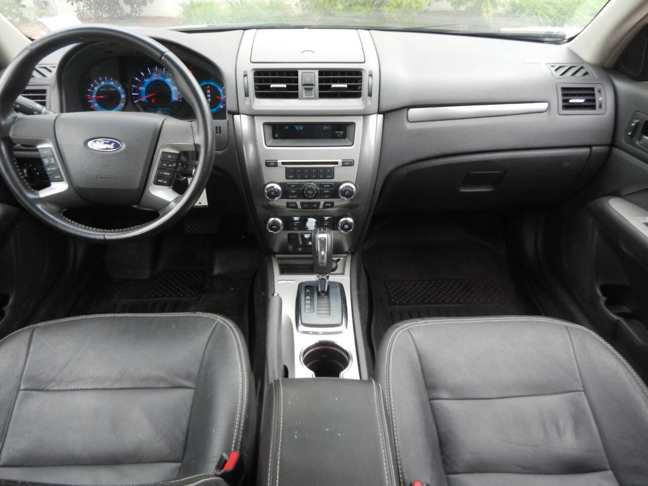 Used 2011 Ford Fusion SEL FWD image 2