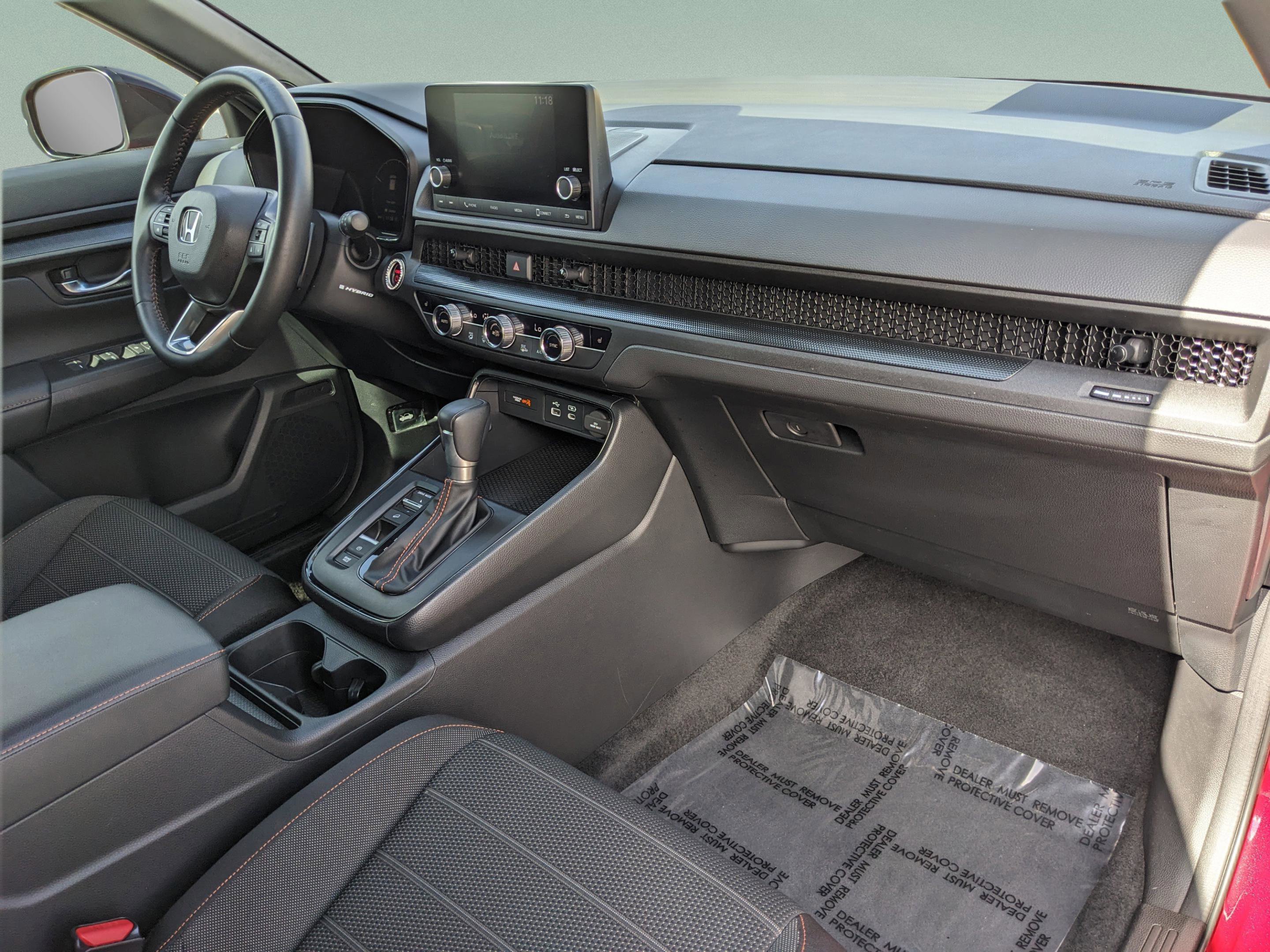Used 2025 Honda CR-V Sport image 17