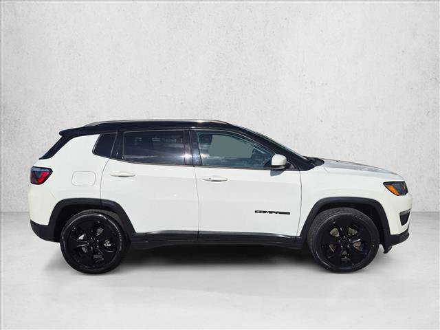 Used 2021 Jeep Compass Latitude FWD image 4