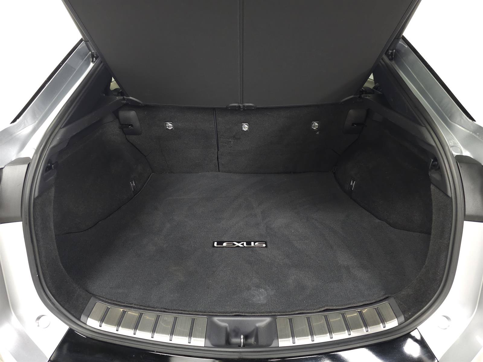 Certified 2023 Lexus RZ 450e Premium w/ Accessory Package (Z1) AWD/4WD image 7