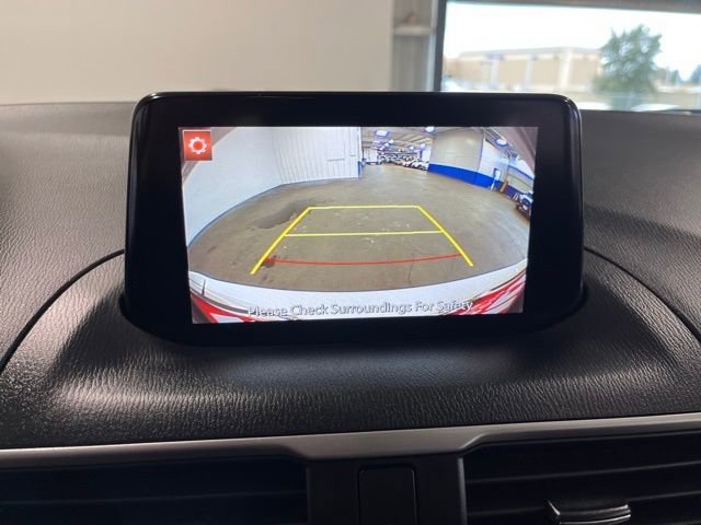 Used 2017 MAZDA MAZDA3 Touring image 27