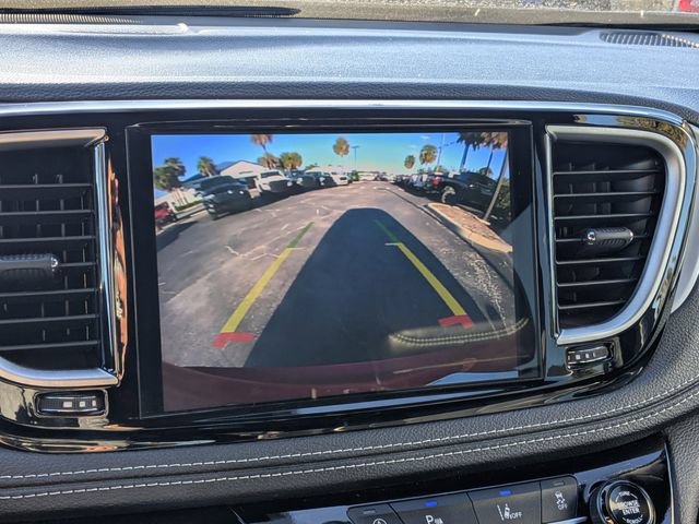 Used 2025 Chrysler Pacifica Limited FWD image 27