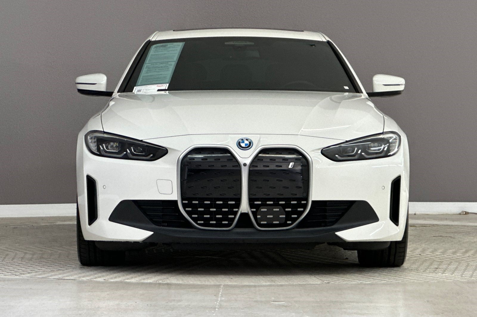 Certified 2023 BMW i4 eDrive40 RWD image 5
