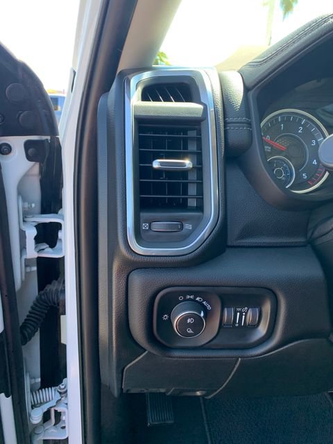 Used 2024 RAM 2500 Laramie AWD/4WD image 15
