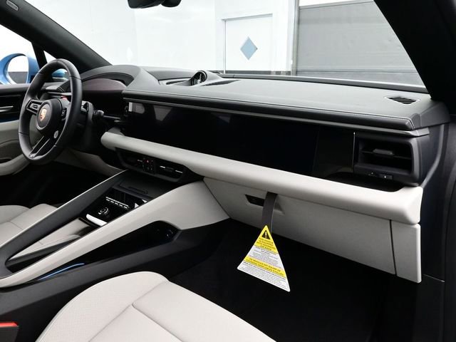New 2026 Porsche Macan 4S Electric image 19