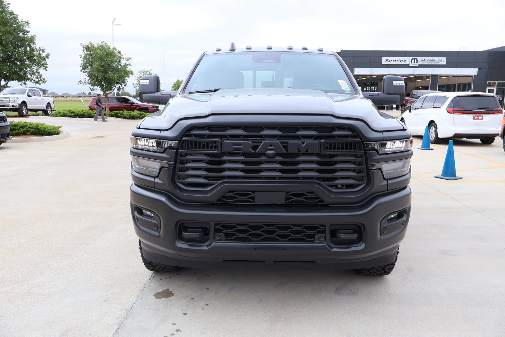 New 2026 RAM 2500 Tradesman AWD/4WD image 9