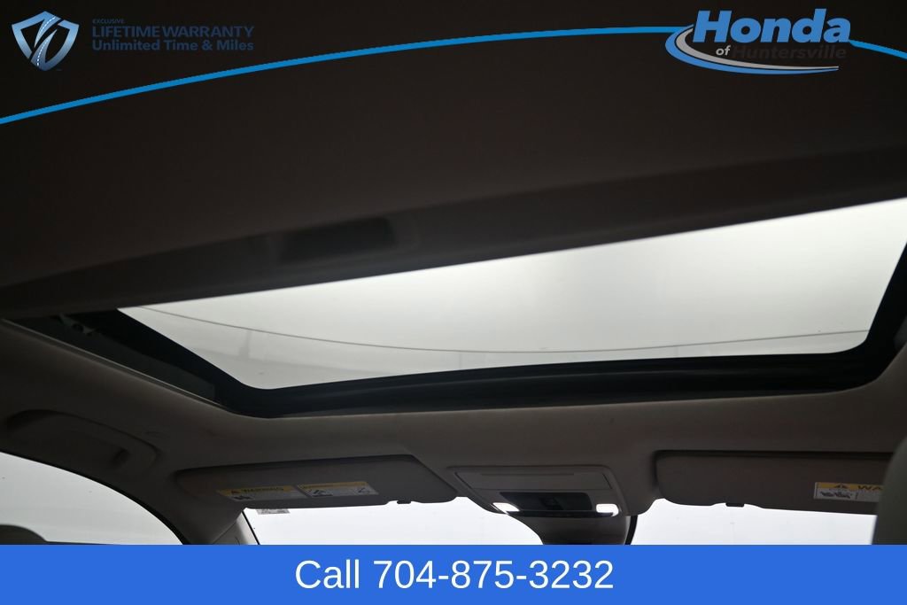 Used 2025 Honda CR-V EX-L image 16
