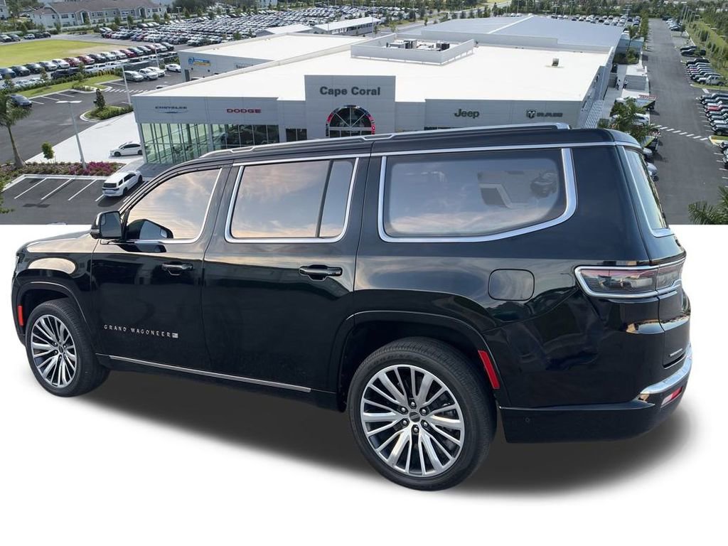 Used 2022 Jeep Grand Wagoneer Series III w/ Flexible Seating Group image 24