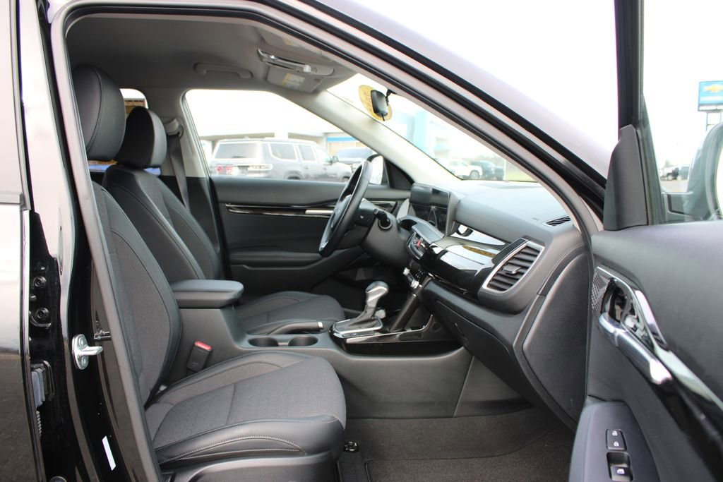 Used 2025 Kia Seltos S image 26