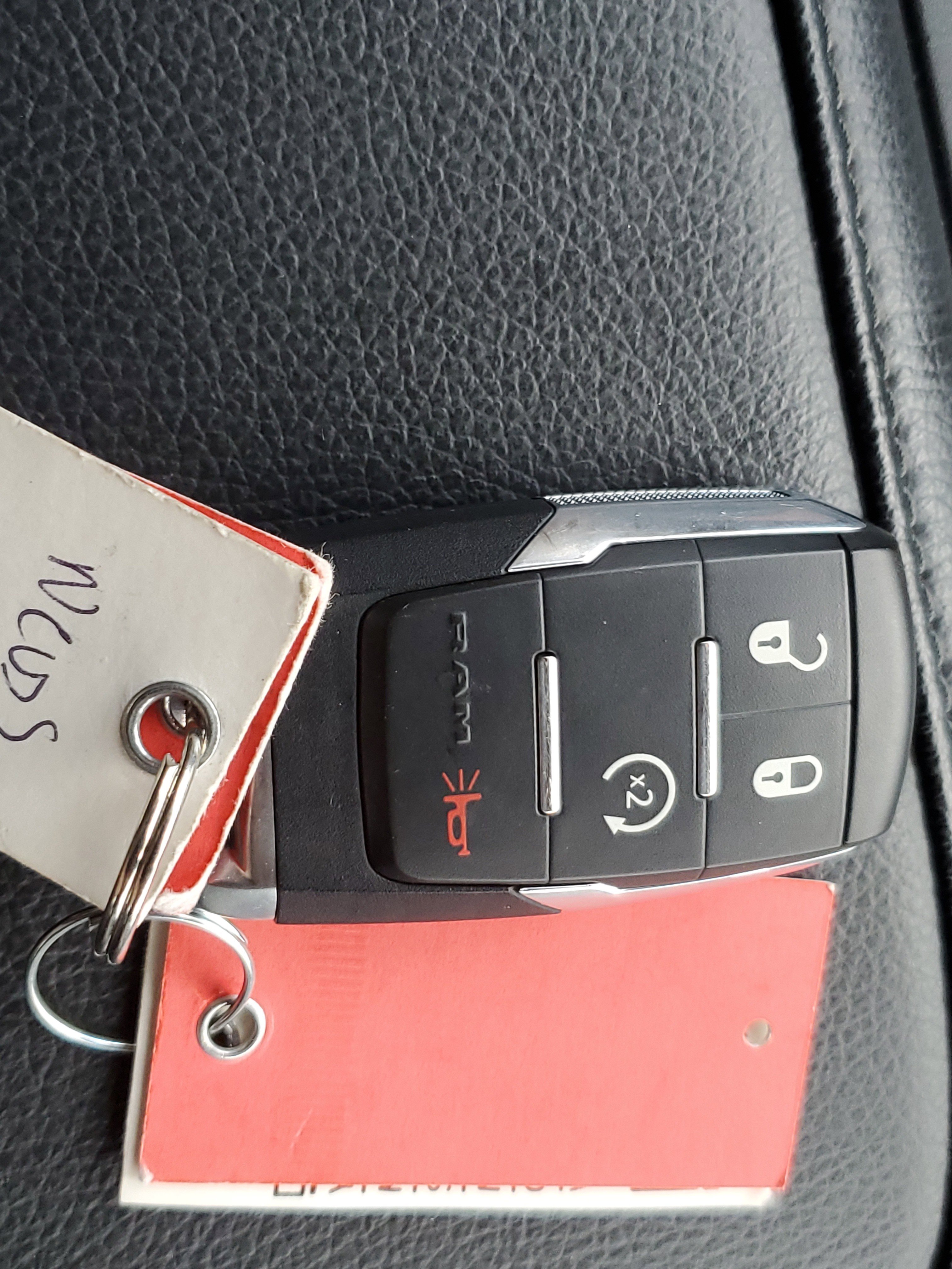 Used 2024 RAM 2500 Big Horn w/ Safety Group image 19