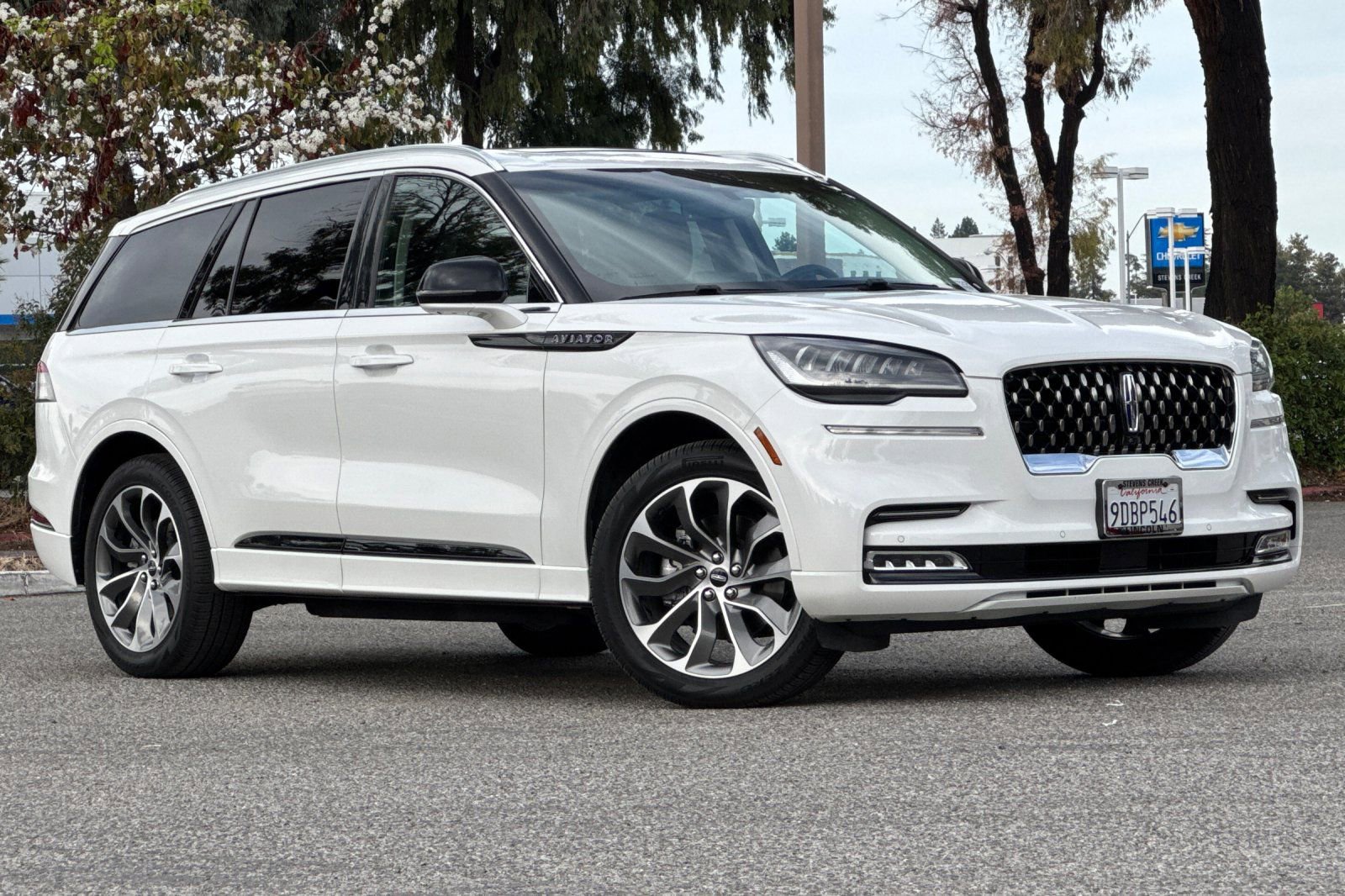 Certified 2022 Lincoln Aviator Grand Touring w/ Elements Package Plus image 2