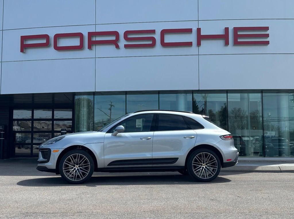 New 2026 Porsche Macan AWD/4WD image 2