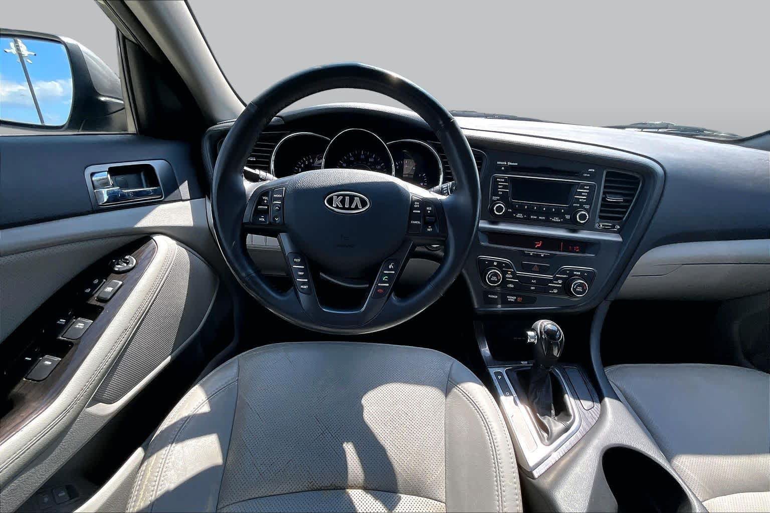 Used 2012 Kia Optima EX FWD image 5