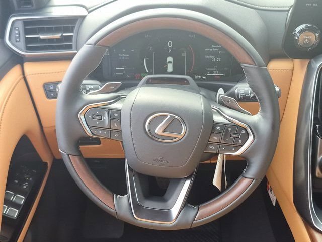 New 2026 Lexus LX 700h Luxury AWD/4WD image 15