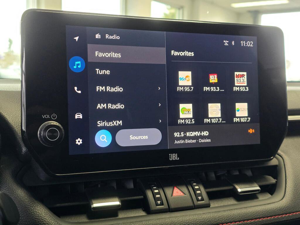 Used 2024 Toyota RAV4 XSE w/ Weather Package image 31