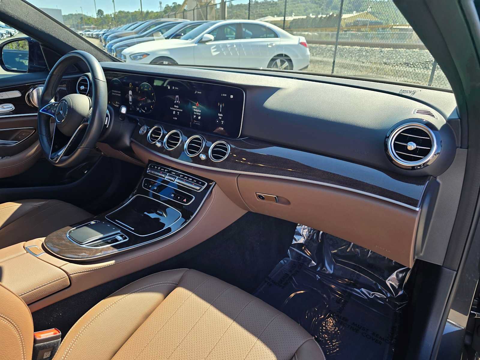 Used 2023 Mercedes-Benz E 350 Sedan image 10