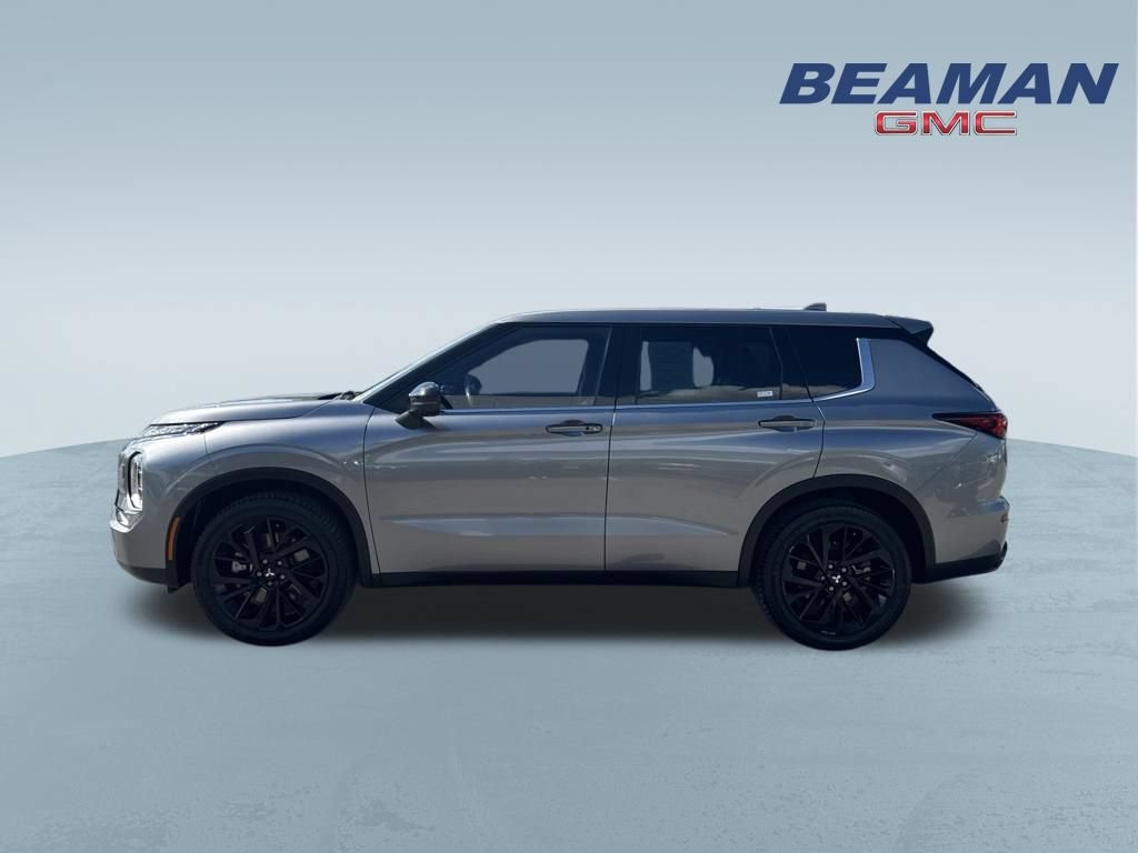 Used 2023 Mitsubishi Outlander SEL Black Edition AWD/4WD image 4