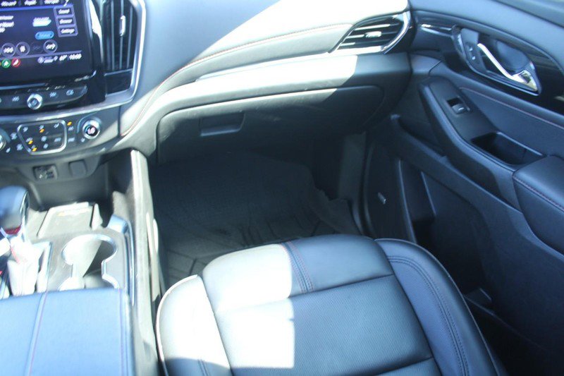 Used 2023 Chevrolet Traverse RS FWD image 16