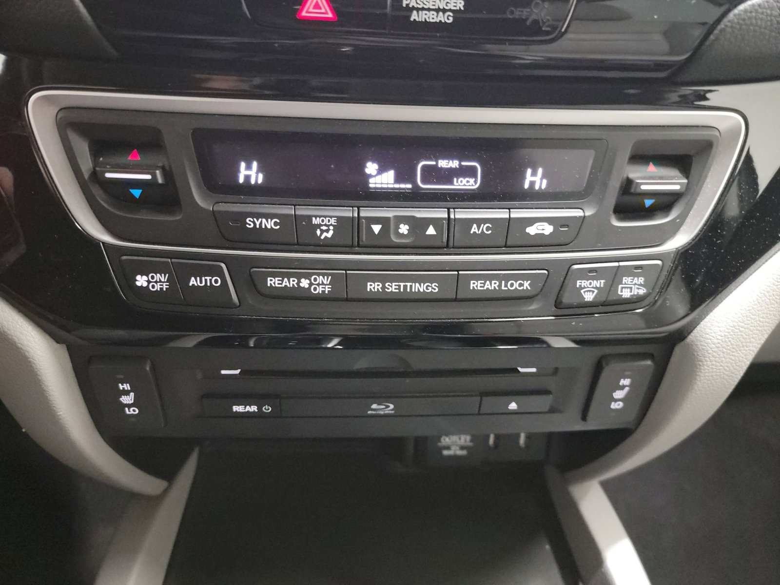 Used 2016 Honda Pilot Touring image 21