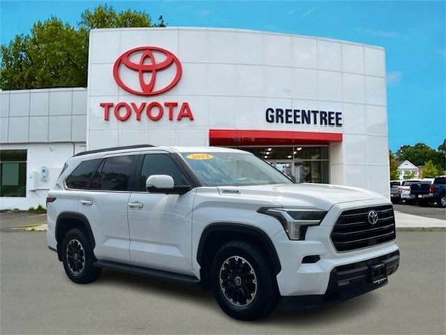 Certified 2024 Toyota Sequoia SR5 image 1