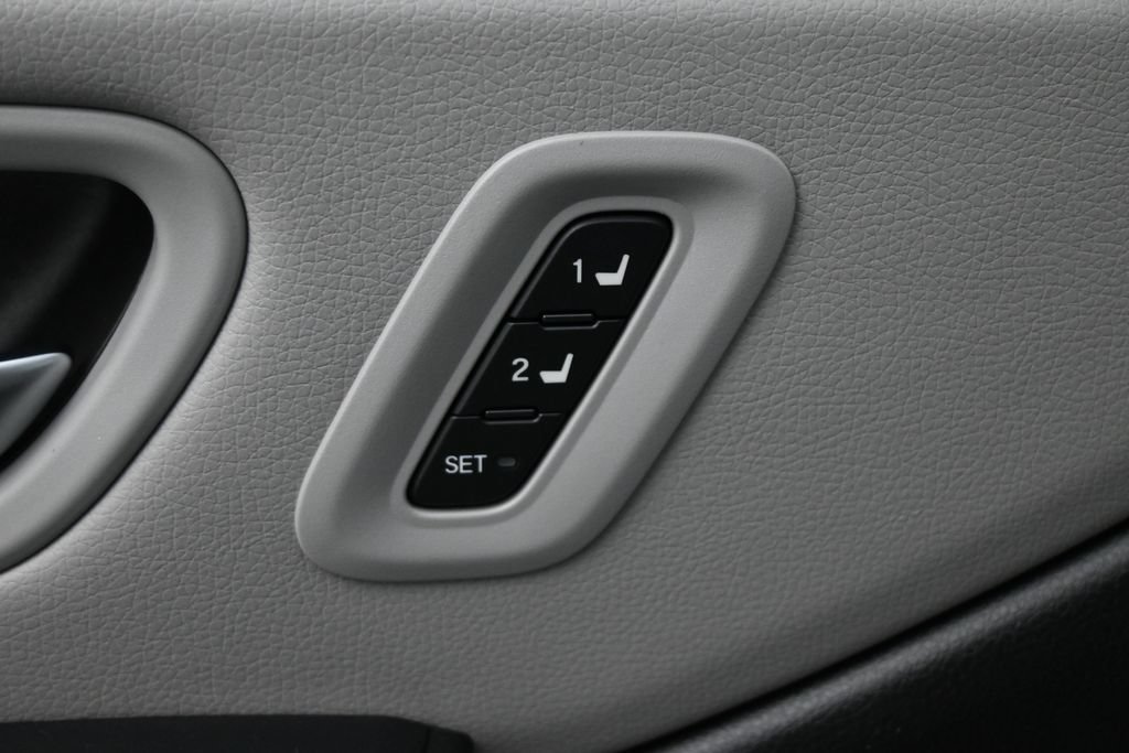 Used 2023 Honda Pilot EX-L image 5