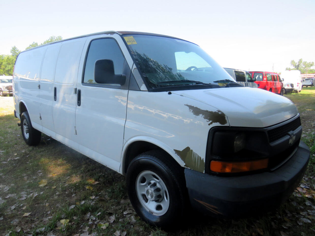 Used 2009 Chevrolet Express 2500 Extended image 3