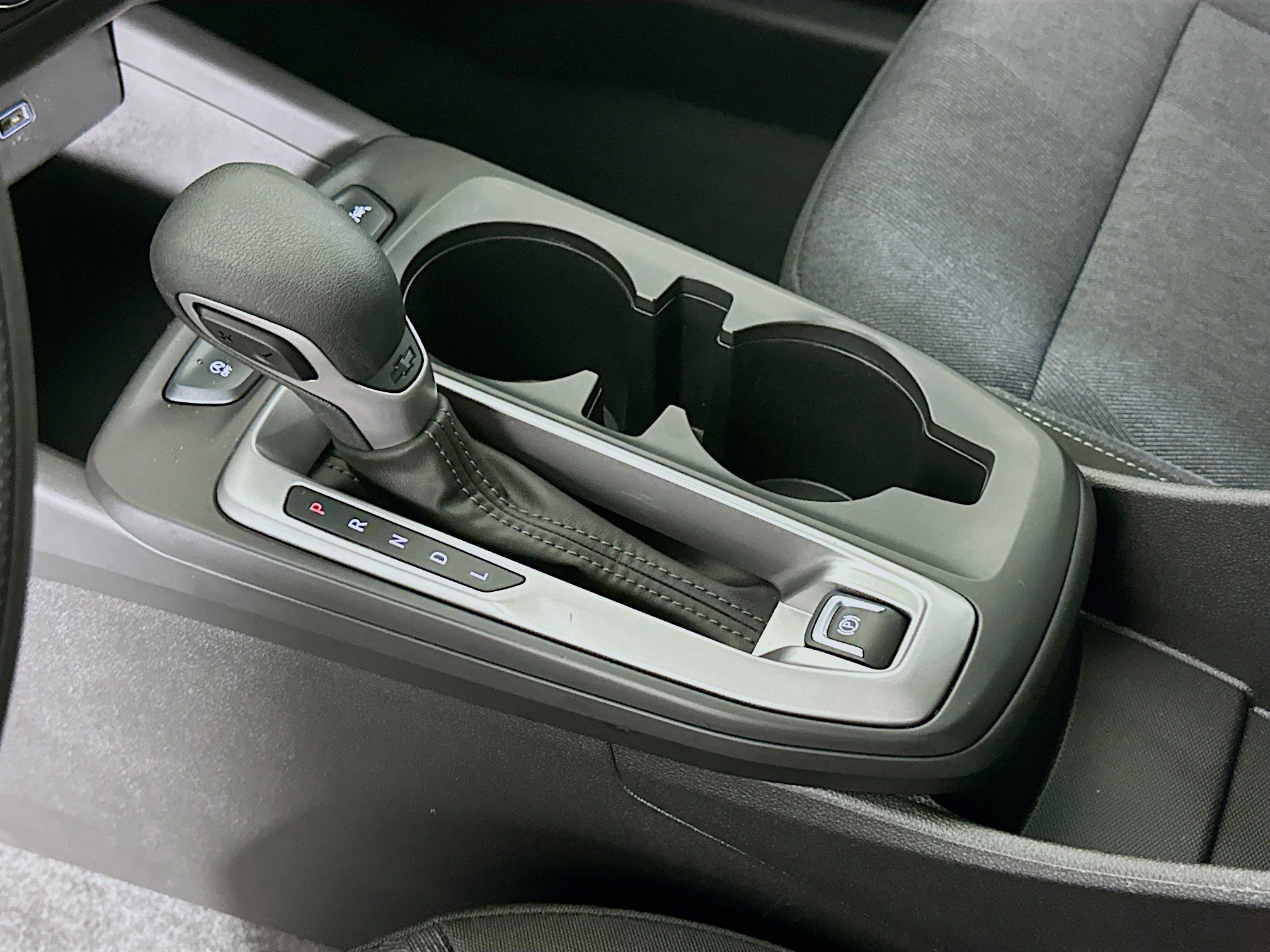 Used 2024 Chevrolet Trax LS w/ LS Convenience Package image 24