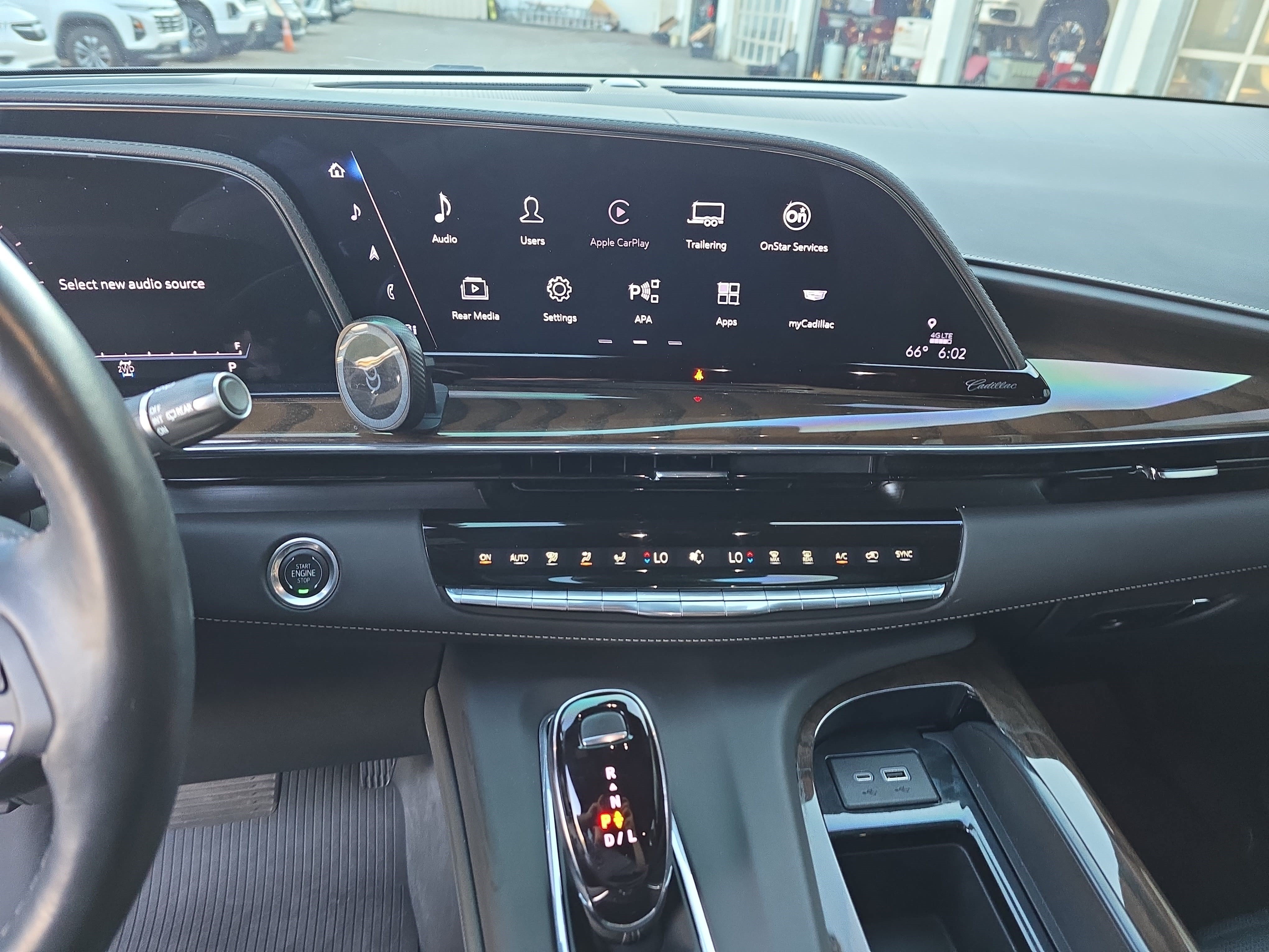 Certified 2024 Cadillac Escalade Sport Platinum AWD/4WD image 21