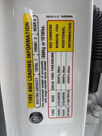 Used 2023 Volvo XC90 B6 Plus w/ Protection Package image 14