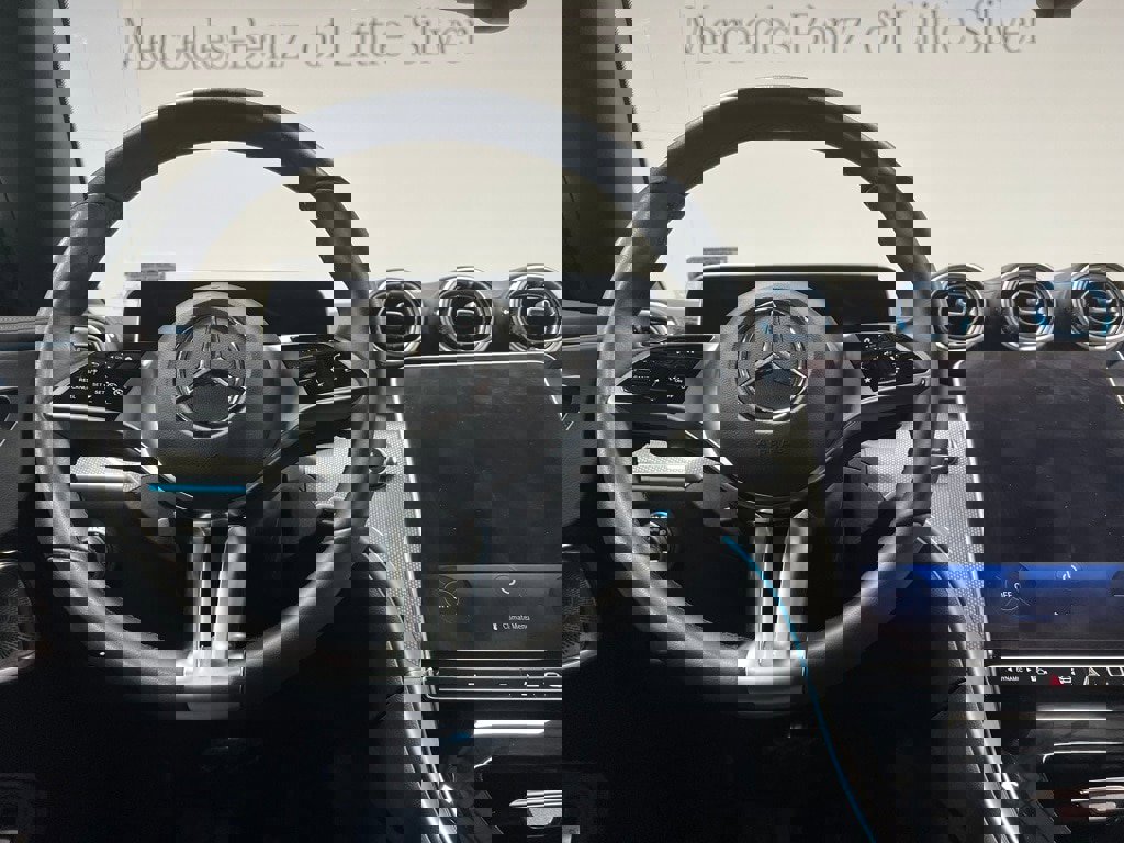 Used 2025 Mercedes-Benz CLE 300 4MATIC Cabriolet image 29