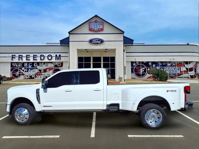 Used 2025 Ford F450 Lariat w/ Lariat Ultimate Package AWD/4WD image 4