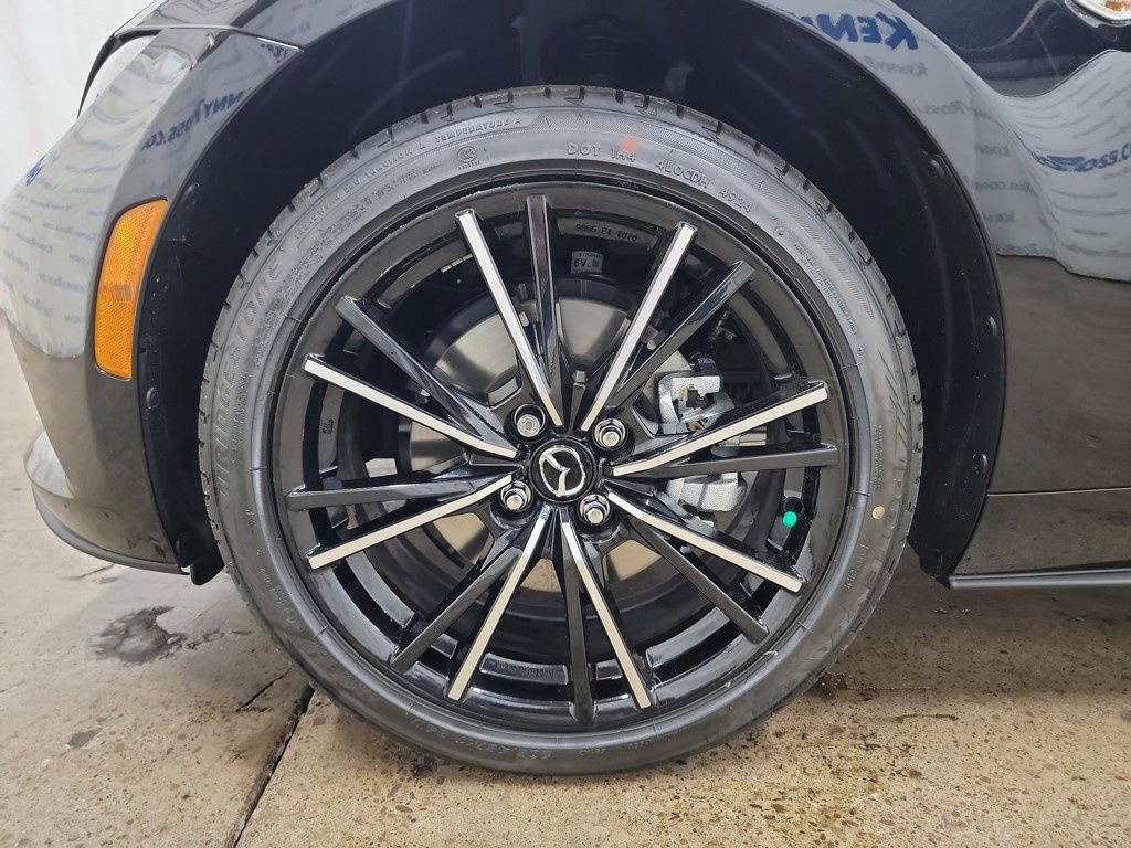 New 2025 MAZDA MX-5 Miata RF Grand Touring w/ Weather Package image 18