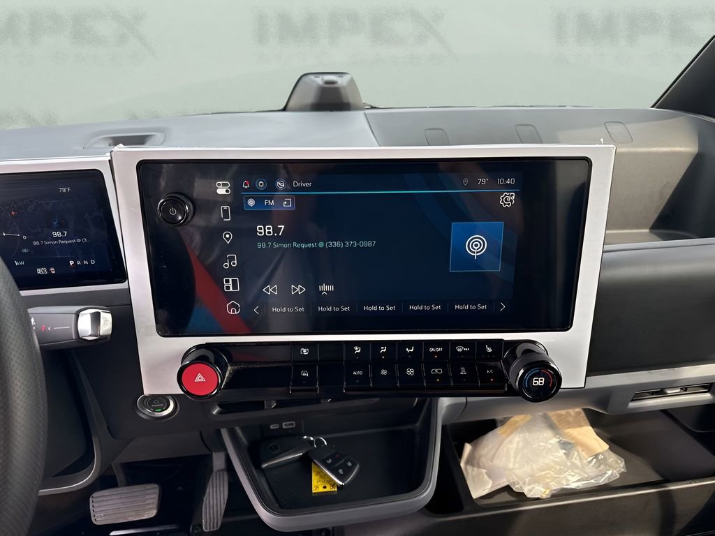 Used 2024 Chevrolet Brightdrop 400 w/ Commercial Equipment Package AWD/4WD image 16