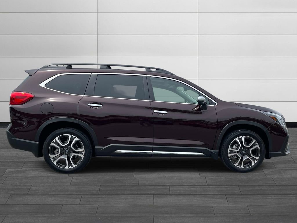 Certified 2023 Subaru Ascent Touring AWD/4WD image 2