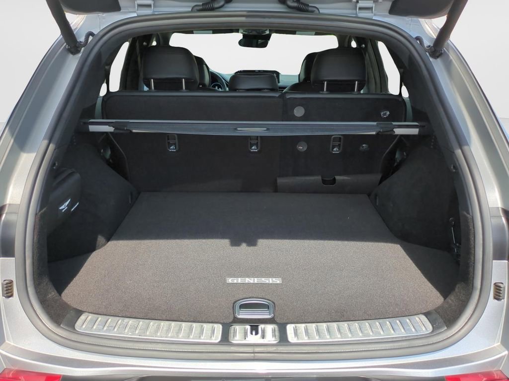 Used 2024 Genesis GV70 3.5T Sport w/ Sport Prestige Package image 29