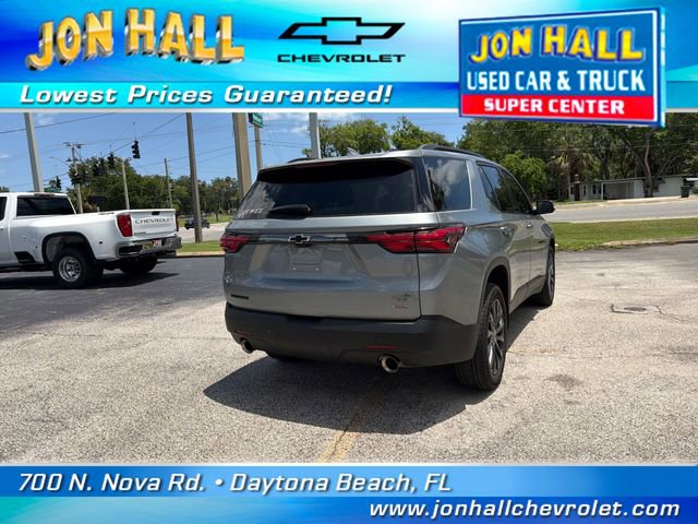 Used 2023 Chevrolet Traverse RS FWD image 12