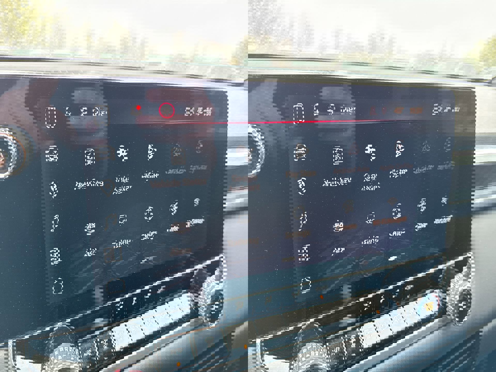 Used 2024 GMC Canyon Elevation w/ Convenience Package image 12