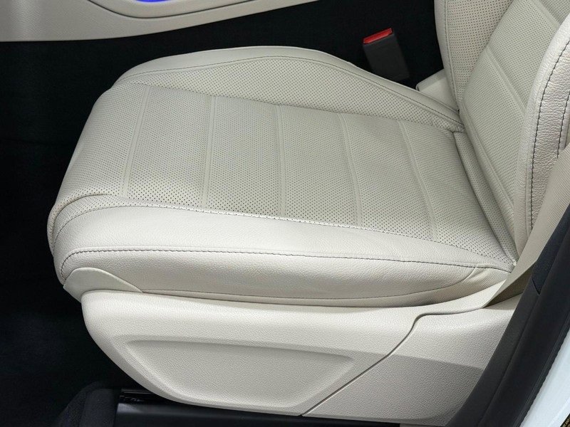 New 2026 Mercedes-Benz GLS 450 4MATIC image 17