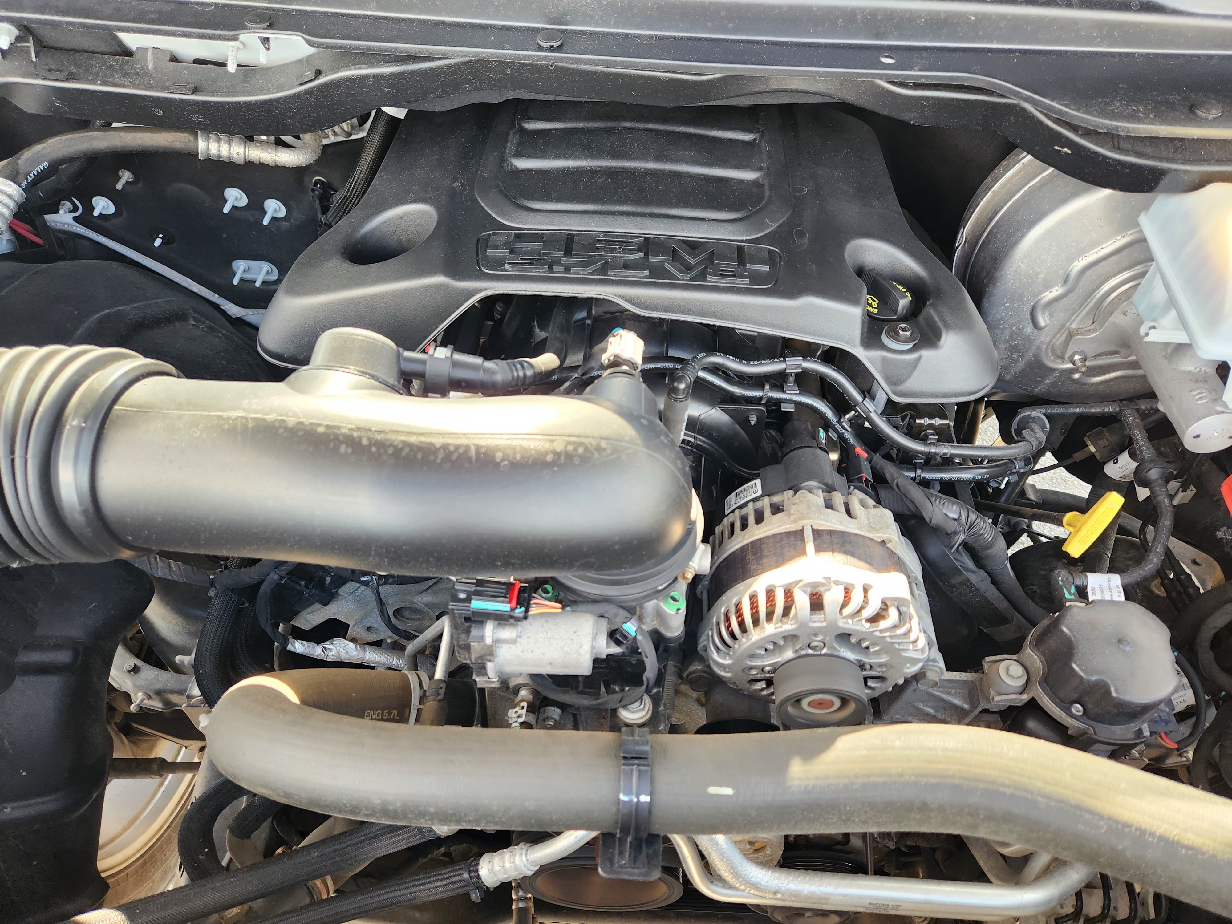 Used 2022 RAM 1500 Laramie AWD/4WD image 32