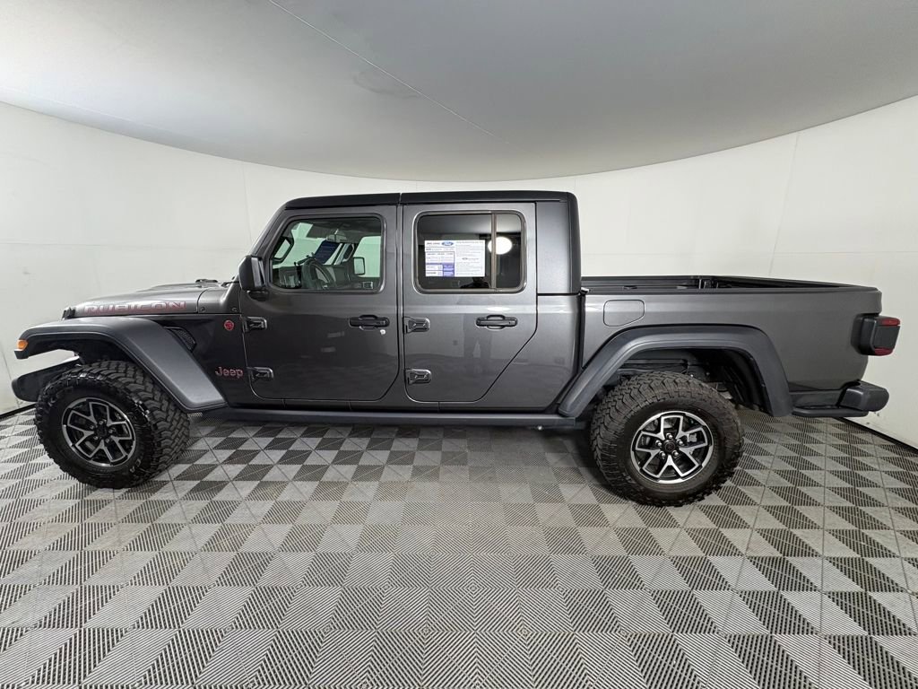 Used 2025 Jeep Gladiator Rubicon w/ Safety Group image 4