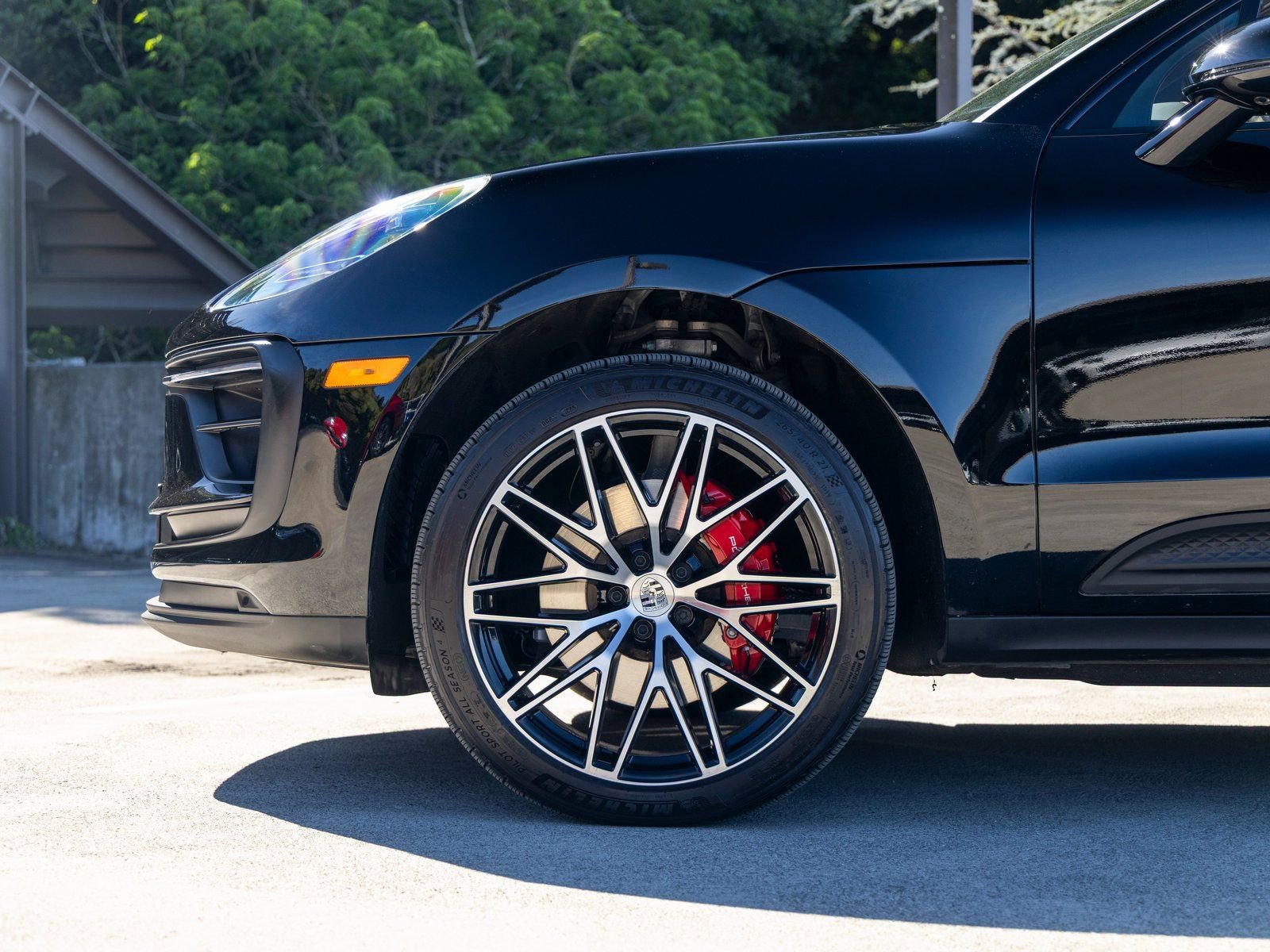 Certified 2025 Porsche Macan S image 13