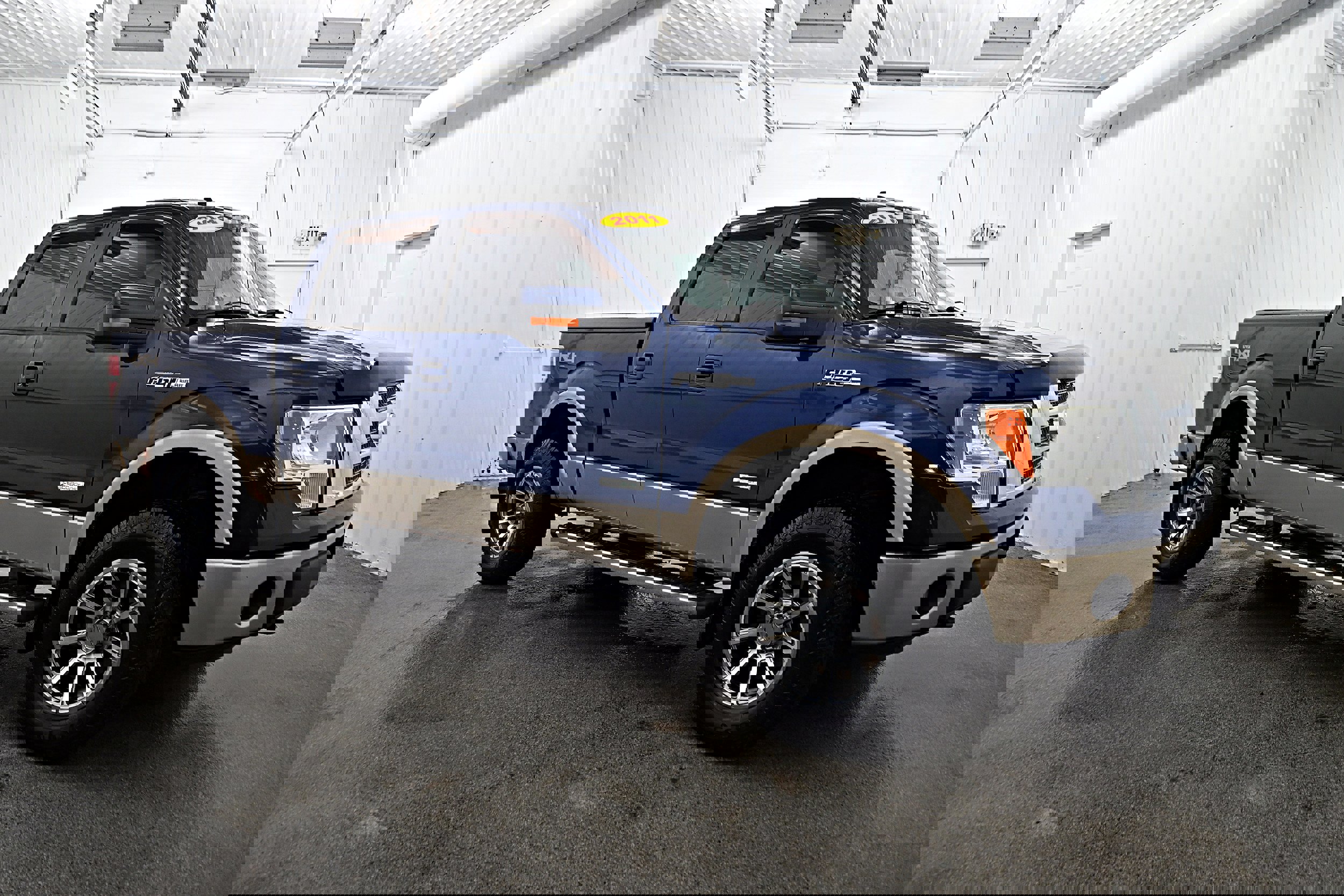 Used 2011 Ford F150 Lariat w/ Max Trailer Tow Pkg image 2