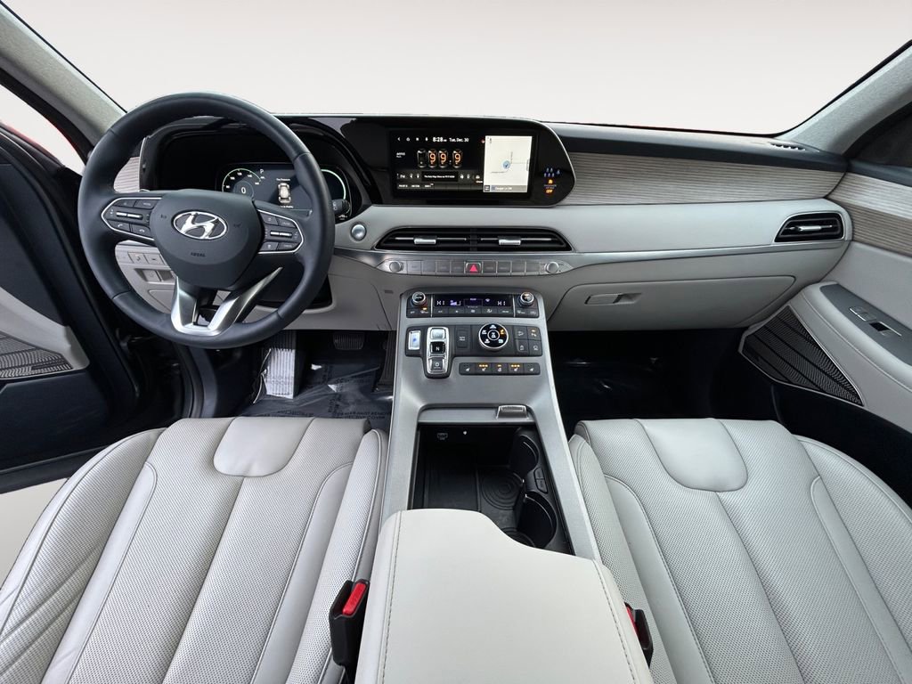Certified 2022 Hyundai Palisade Limited w/ Winter Package image 14
