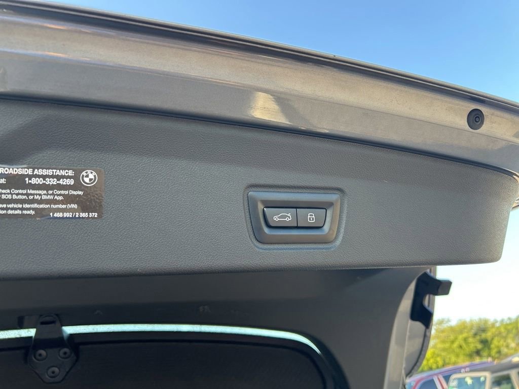 Used 2025 BMW i4 xDrive40i AWD/4WD image 30