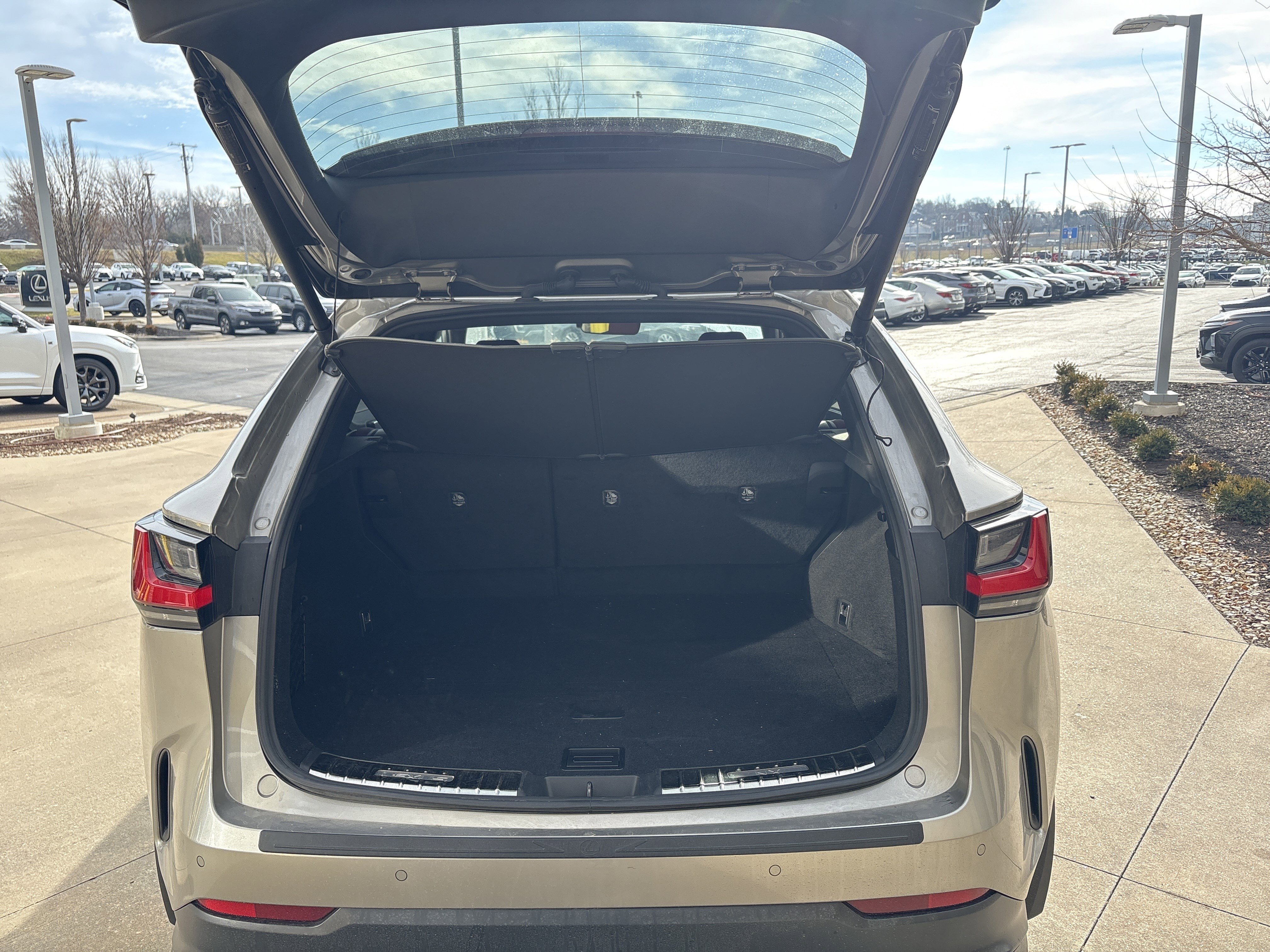 Certified 2025 Lexus NX 350 AWD image 32