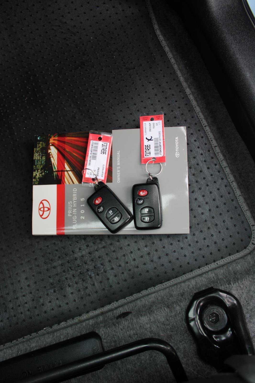 Used 2015 Toyota Prius Prime Advanced image 28