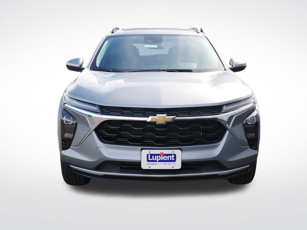 New 2026 Chevrolet Trax LT w/ Sunroof Package FWD image 11