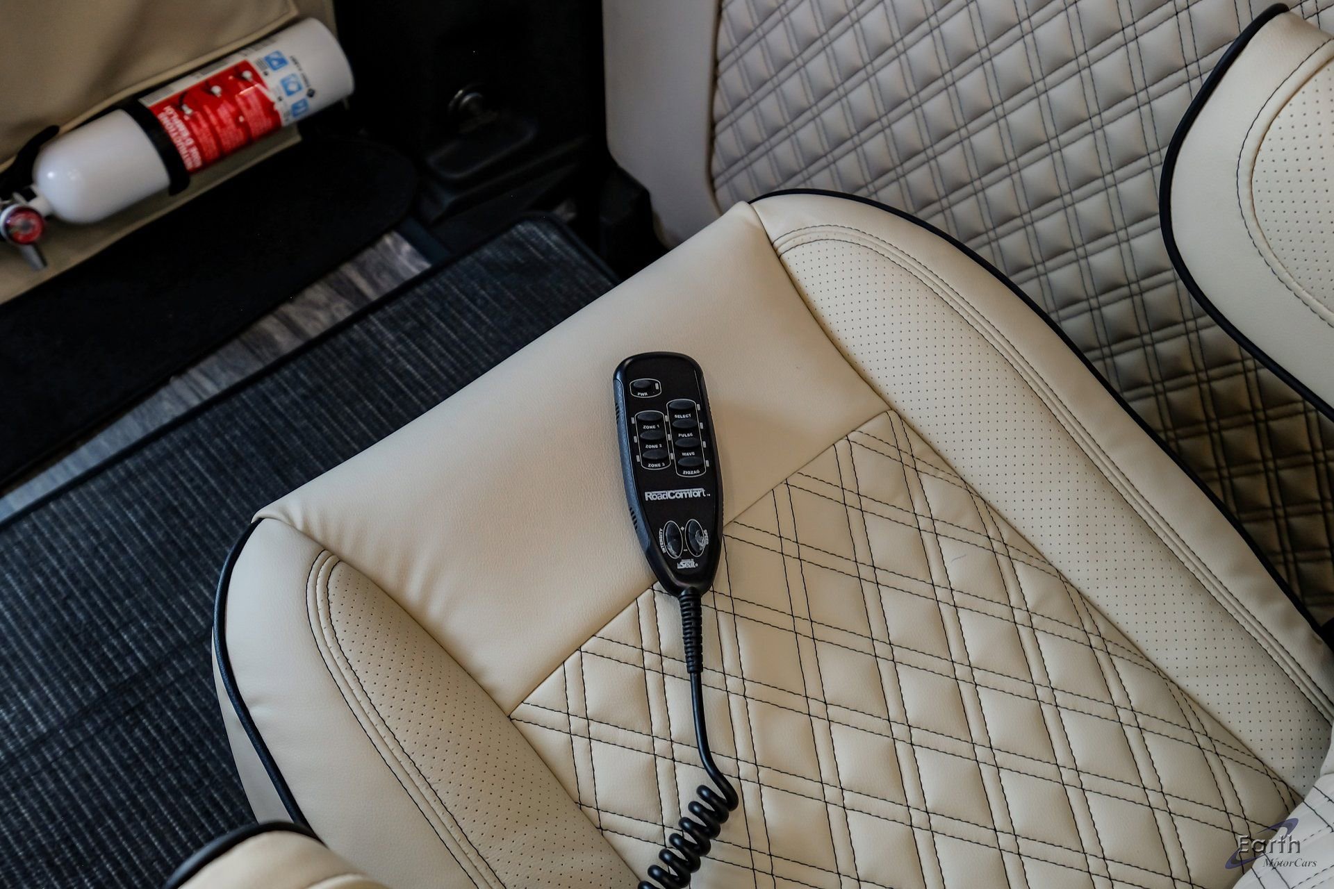 Used 2025 Mercedes-Benz Sprinter 3500 image 87